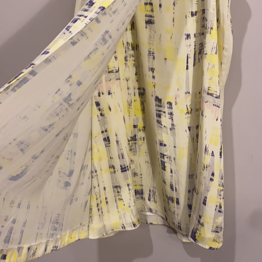 White & Yellow Mini Wrap Summer Dress - Picture 6 of 7